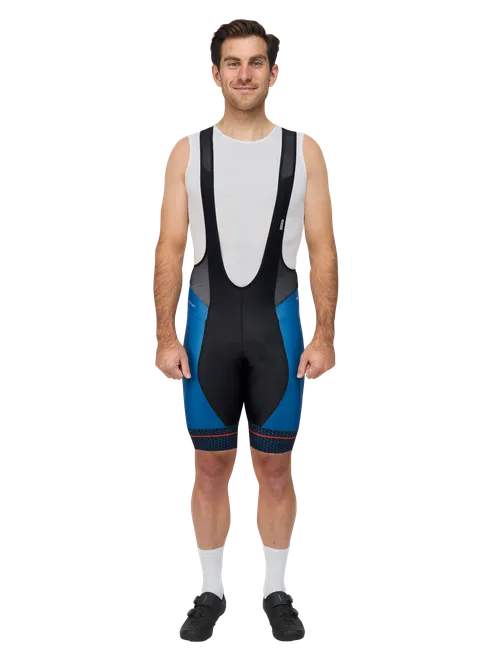Nuestro/a modelo mide 178 cm  y lleva la talla  4