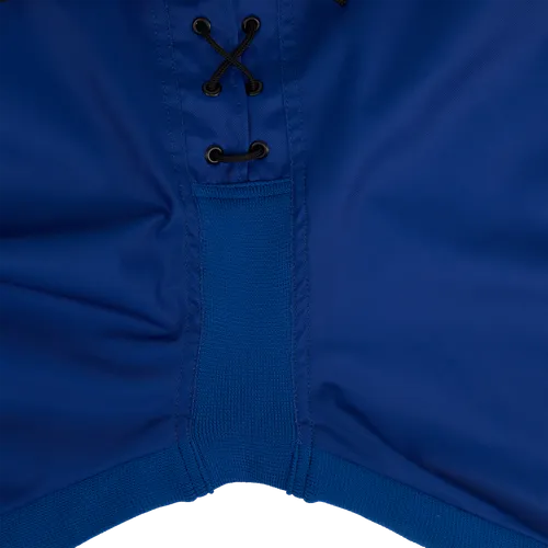 Inserción elástica en la parte delantera